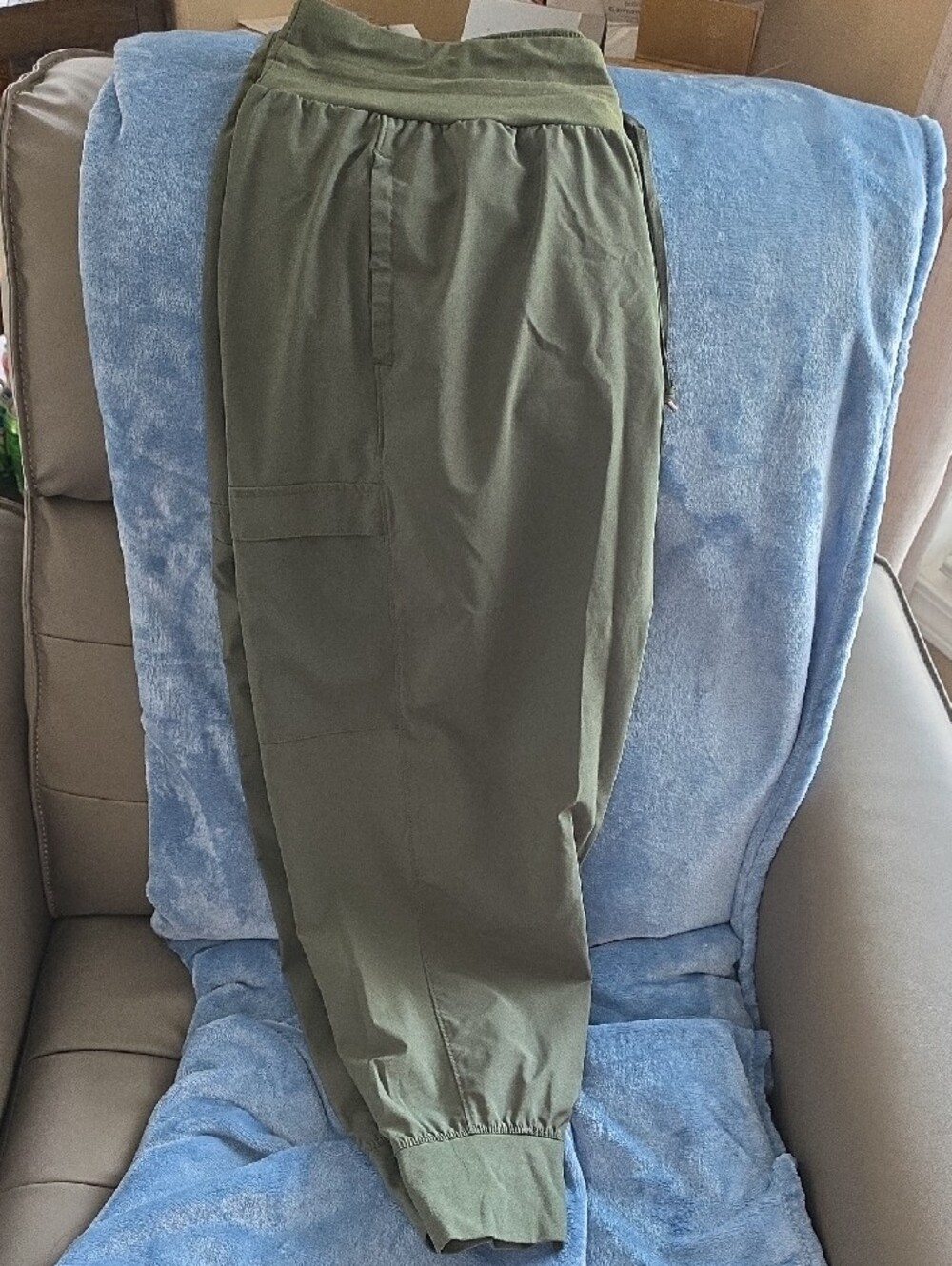 CALIA by Carrie Underwood Olive Green Cargo Jogger Pants - Picture 2 of 5